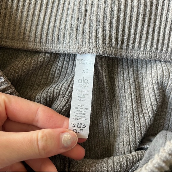 Alo yoga muse sweatpant jogger - Picture 7 of 7